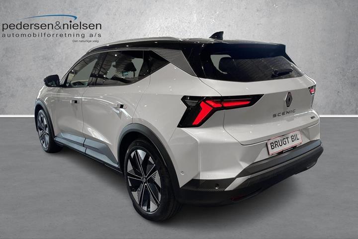 Hvid Renault Scénic fra 2024