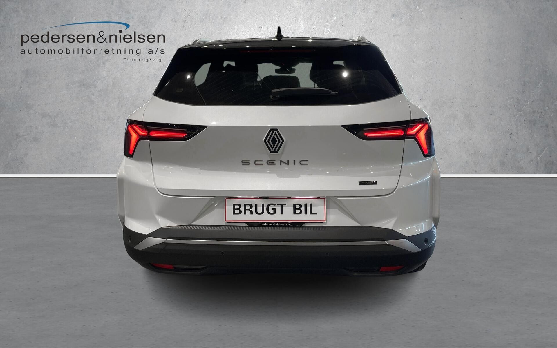 Hvid Renault Scénic fra 2024