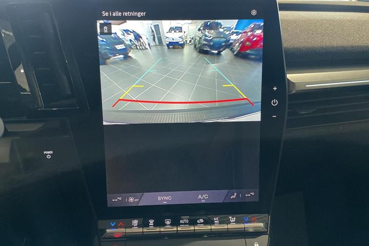 Hvid Renault Scénic fra 2024