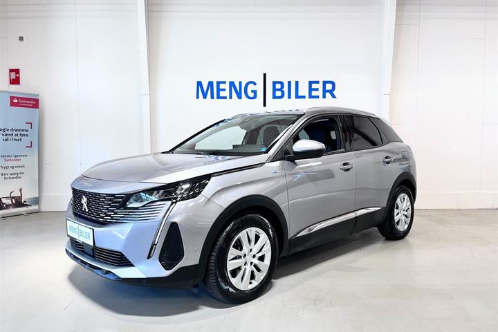 Grå Peugeot 3008 fra 2021 set udefra