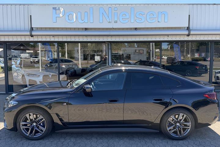 Sort BMW i4 fra 2024