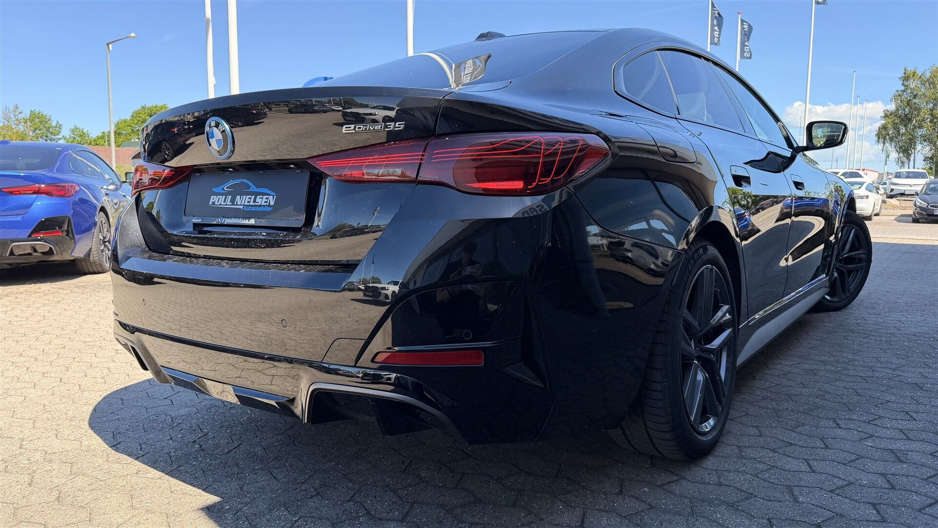Sort BMW i4 fra 2024