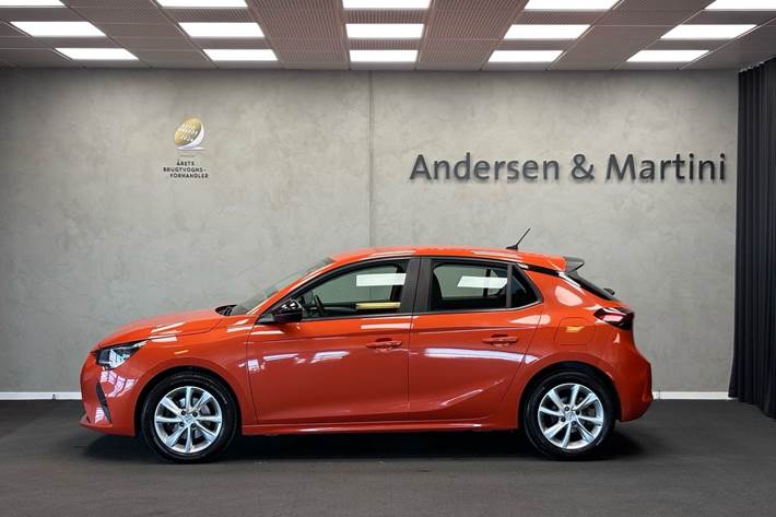 Orange Opel Corsa fra 2020