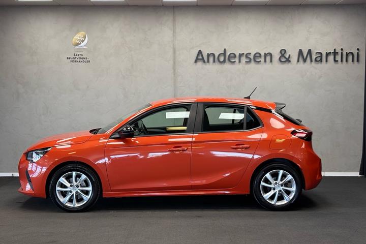 Orange Opel Corsa fra 2020