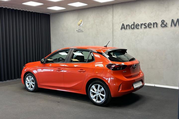 Orange Opel Corsa fra 2020