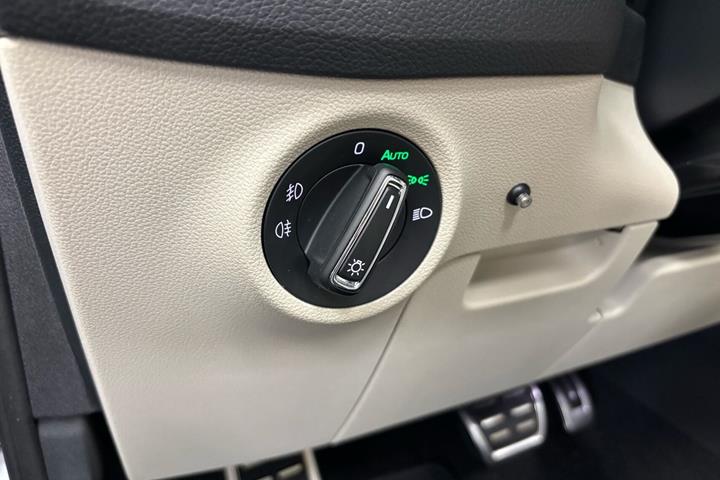 Hvid Skoda Kodiaq fra 2018