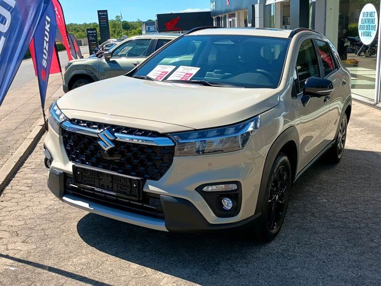 Suzuki S-Cross 1,4 Boosterjet Mild hybrid Black Edition 110HK 5d 6g