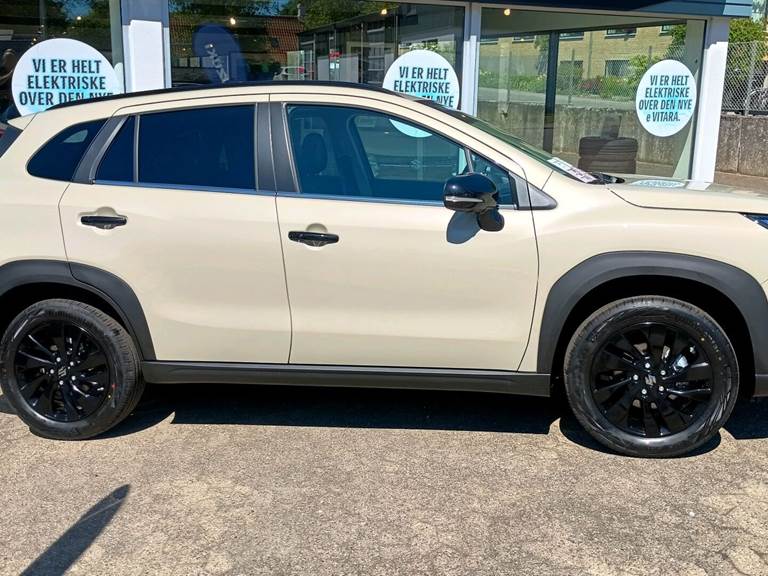 Suzuki S-Cross 1,4 Boosterjet Mild hybrid Black Edition 110HK 5d 6g