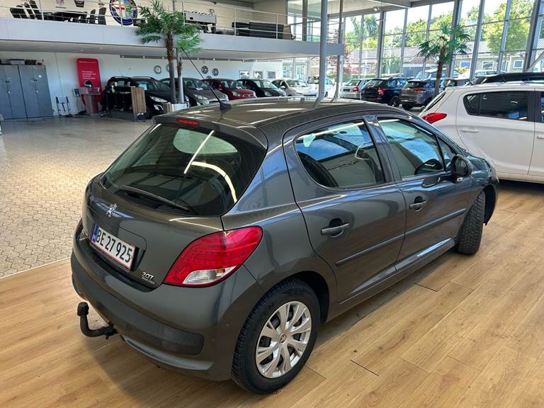 Peugeot 207 1,6 HDI Comfort Plus 90HK 5d