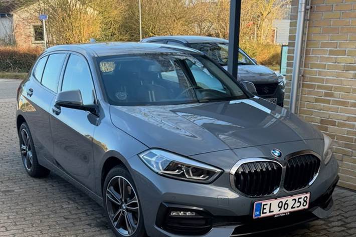 undefined BMW 118i fra 2020