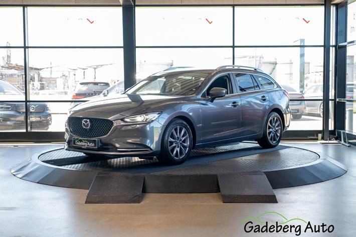 Grå Mazda 6 fra 2018