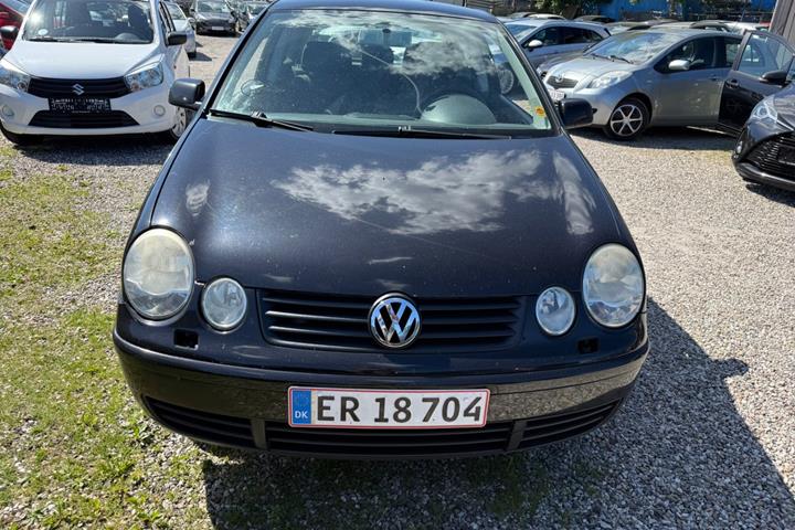 Sort VW Polo fra 2004