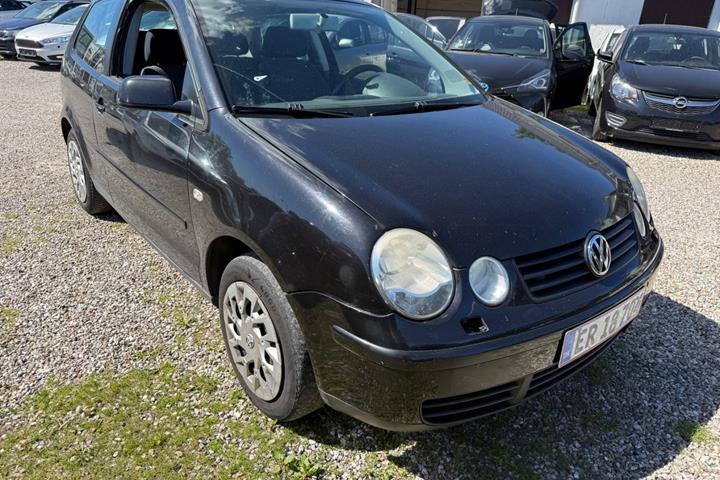 Sort VW Polo fra 2004