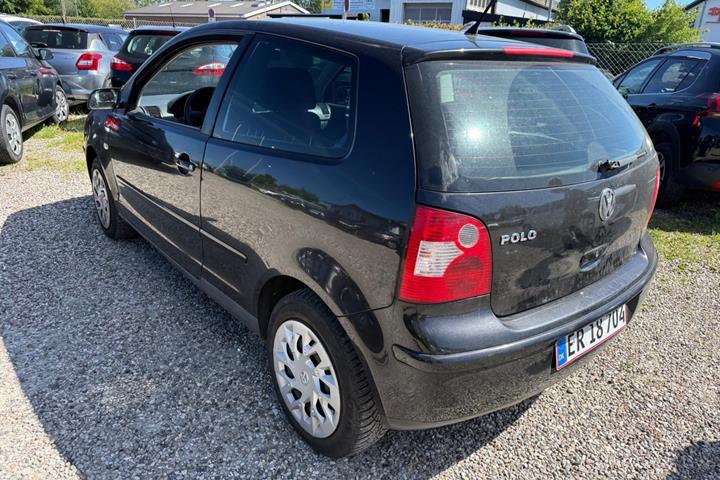 Sort VW Polo fra 2004