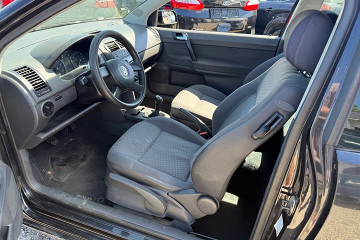Sort VW Polo fra 2004