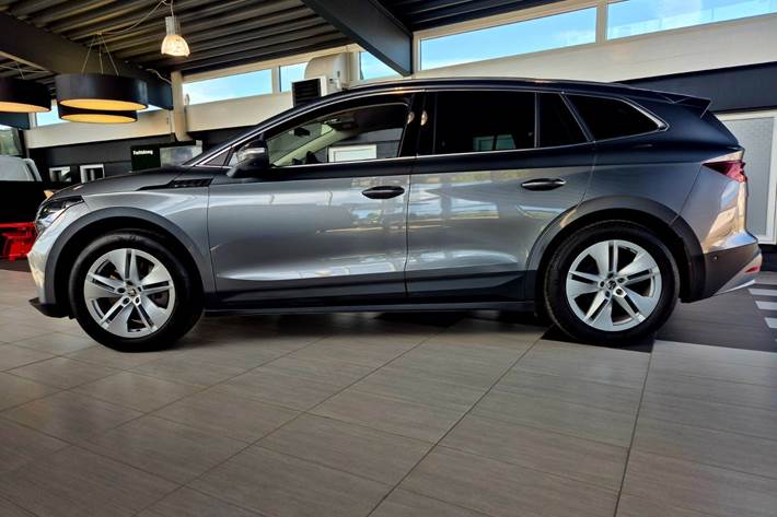 Sølv Skoda Enyaq fra 2023