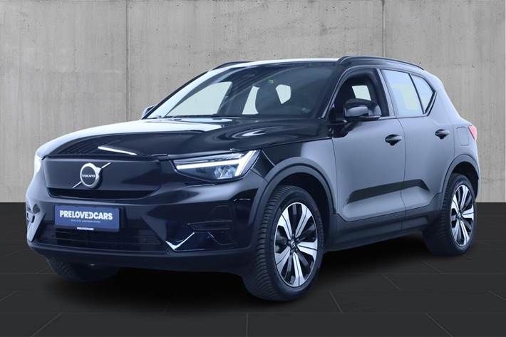 Sort Volvo XC40 fra 2022