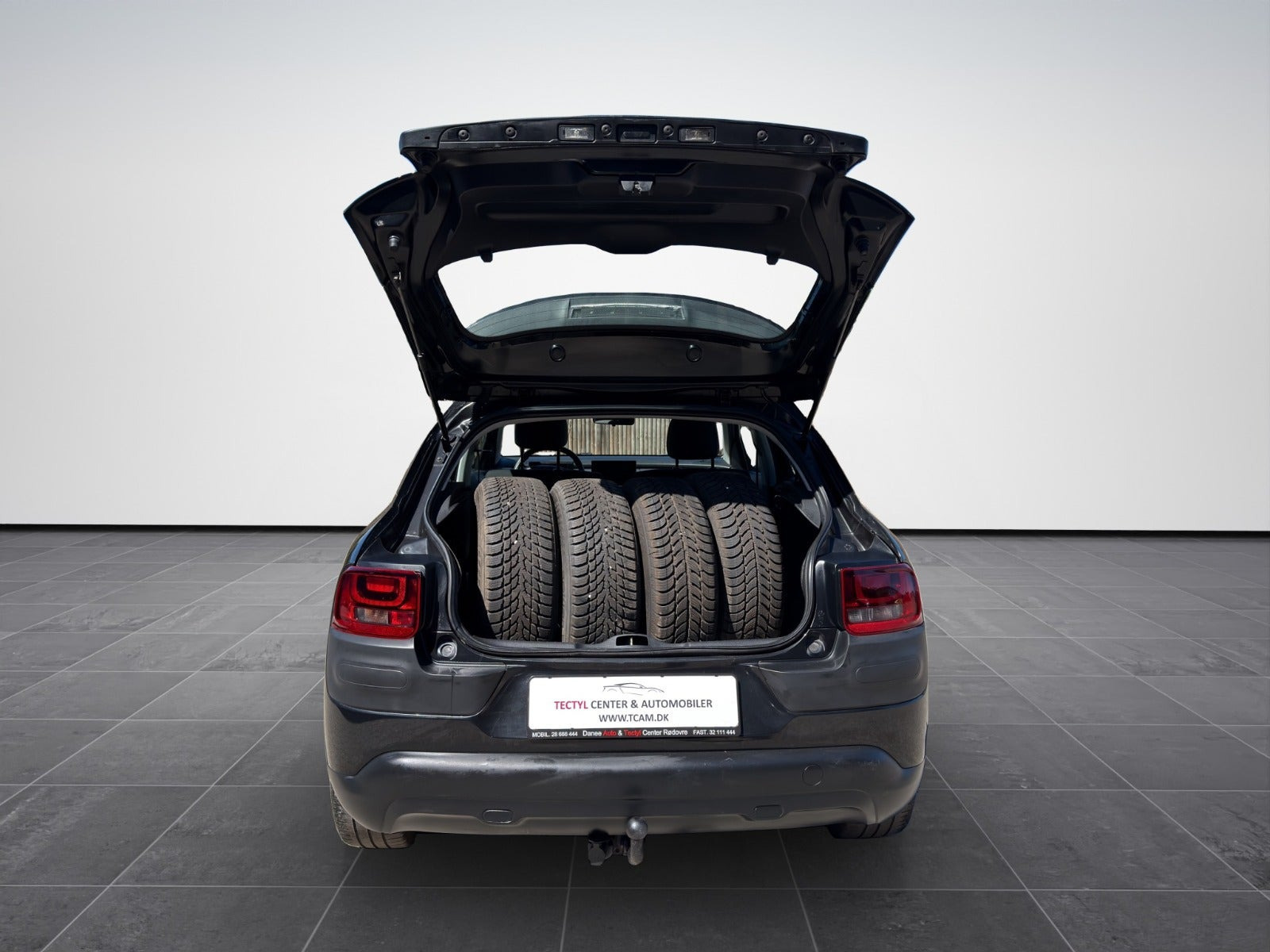 Sort Citroën C4 Cactus fra 2016