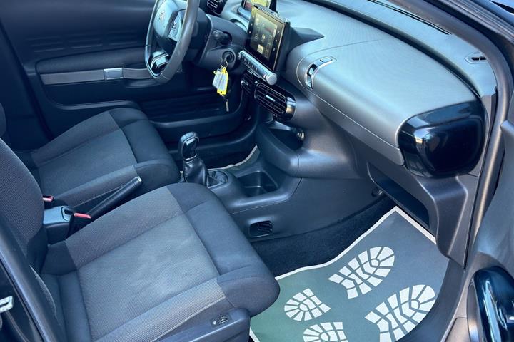 Sort Citroën C4 Cactus fra 2016