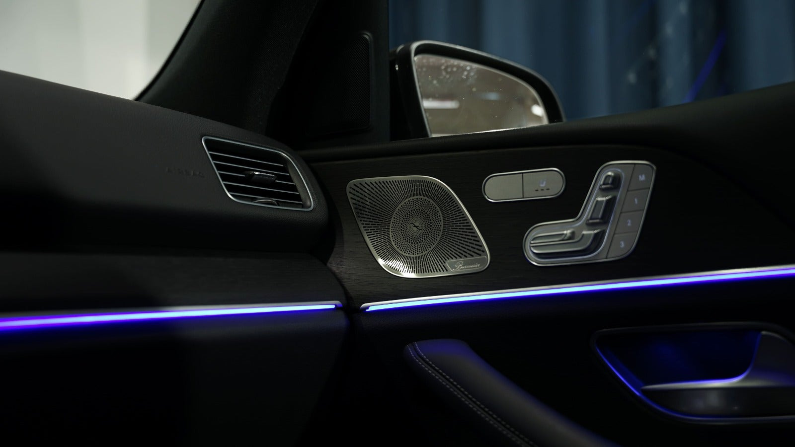 Sort Mercedes GLE350 de fra 2024
