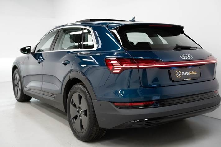 undefined Audi e-tron fra 2022