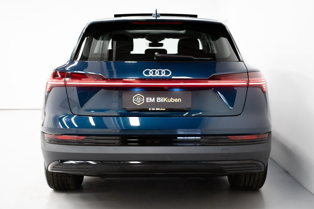 undefined Audi e-tron fra 2022