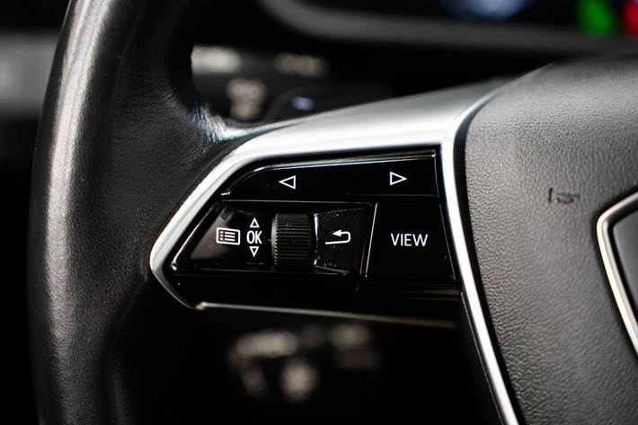 undefined Audi e-tron fra 2022