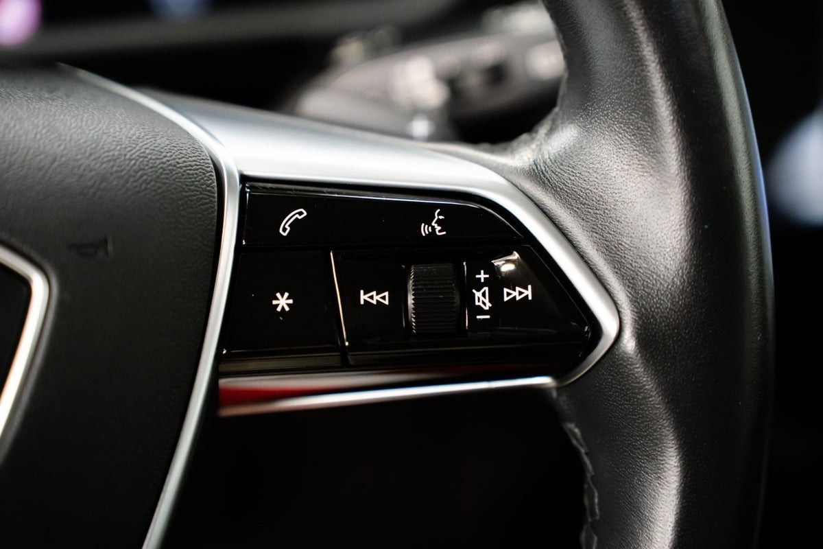 undefined Audi e-tron fra 2022