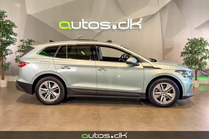 Grøn Skoda Enyaq fra 2023