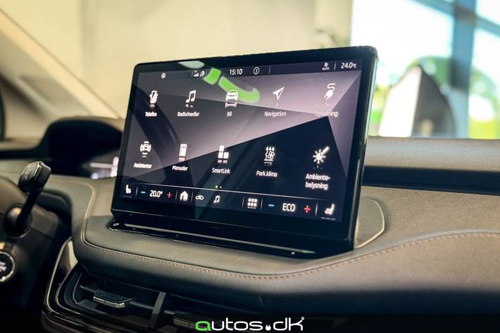 Grøn Skoda Enyaq fra 2023