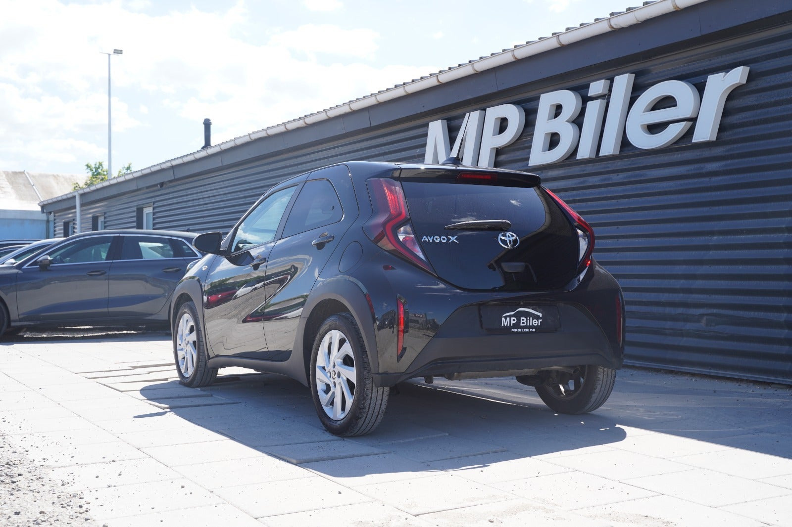 Sort Toyota Aygo X fra 2022