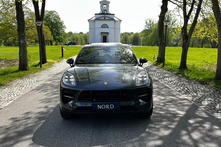 Grøn Porsche Macan S fra 2021