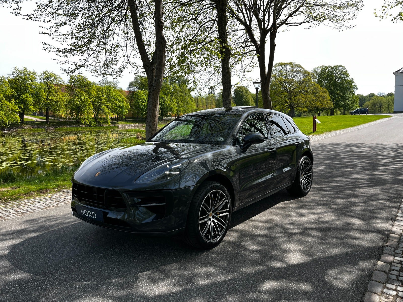 Grøn Porsche Macan S fra 2021