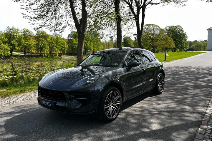 Grøn Porsche Macan S fra 2021