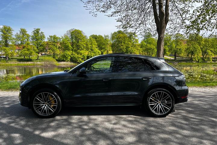 Grøn Porsche Macan S fra 2021