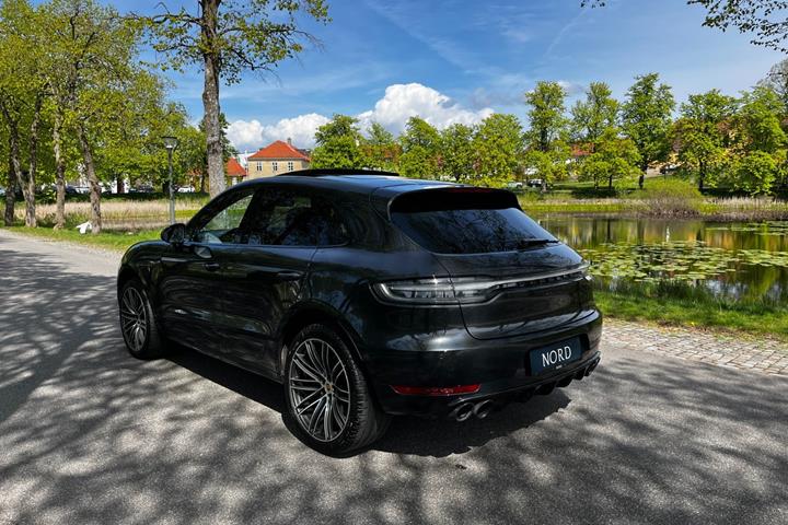 Grøn Porsche Macan S fra 2021