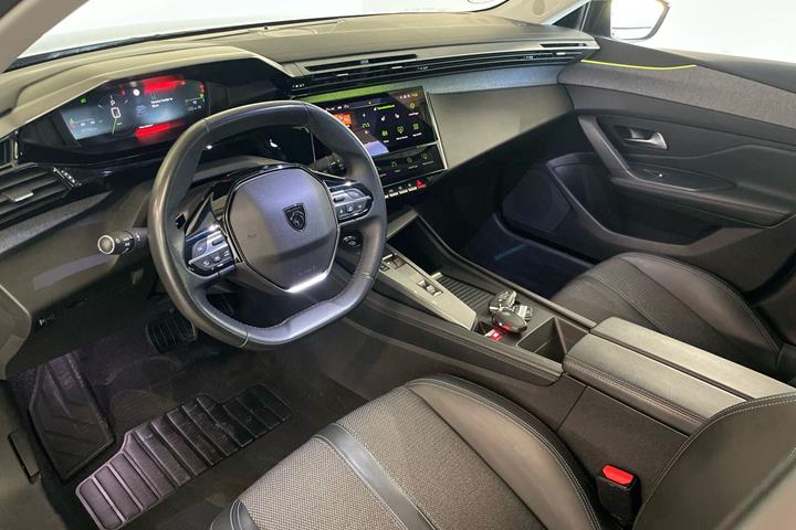 Sort Peugeot 308 fra 2022