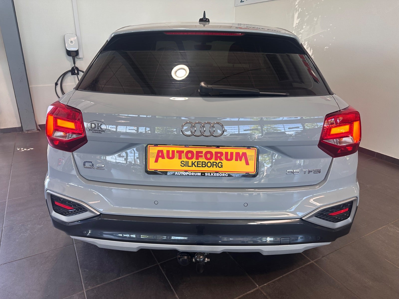 Grå Audi Q2 fra 2022