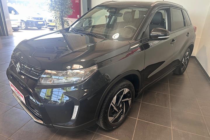 Sort Suzuki Vitara fra 2025