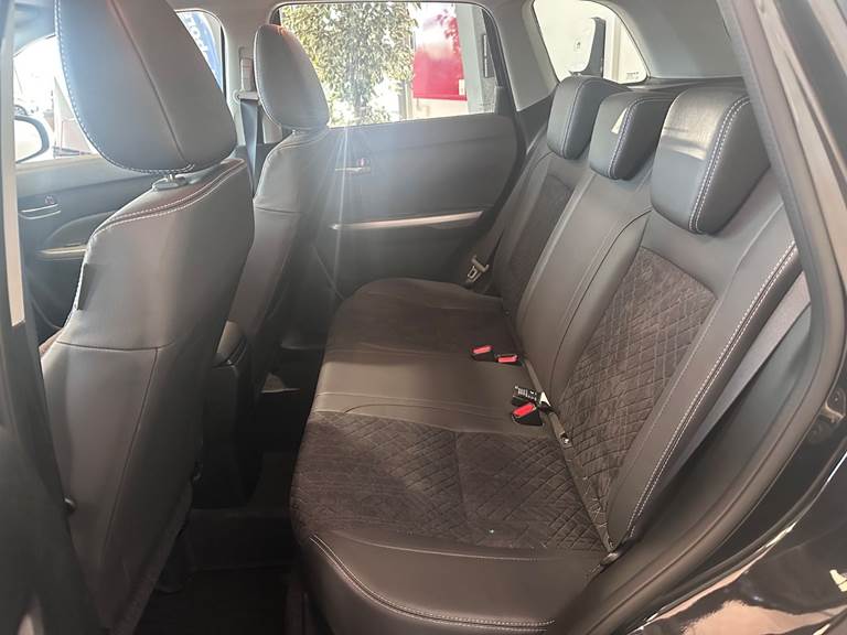 Suzuki Vitara 1,4 mHybrid Adventure