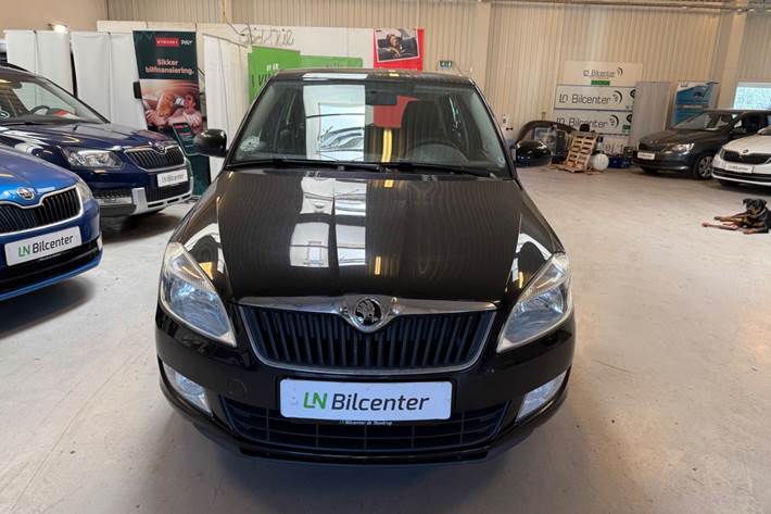 Sort Skoda Fabia fra 2012