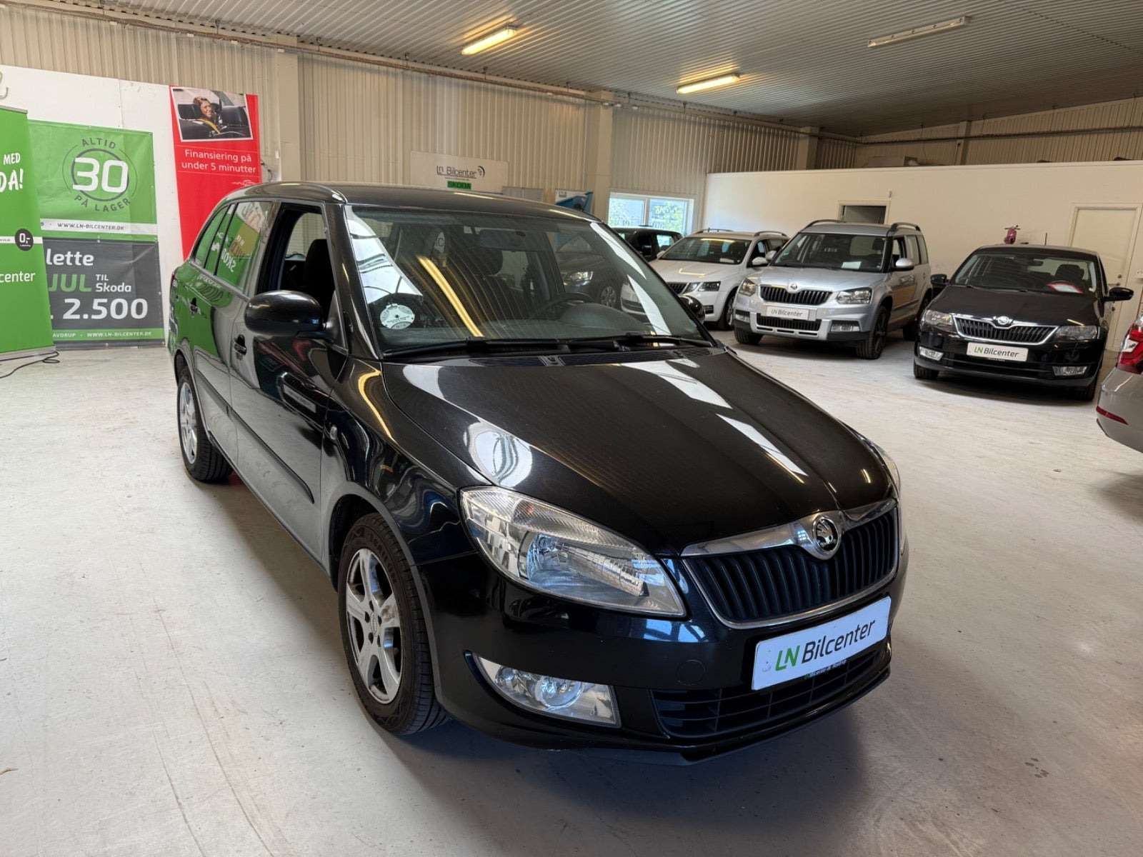 Sort Skoda Fabia fra 2012