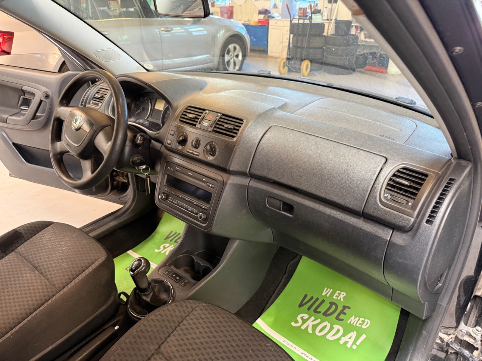 Sort Skoda Fabia fra 2012