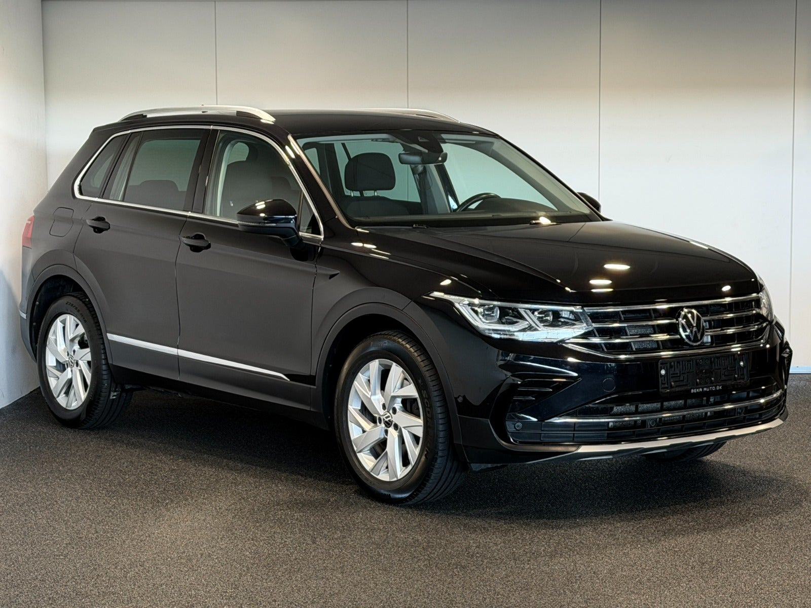 Sort VW Tiguan fra 2021