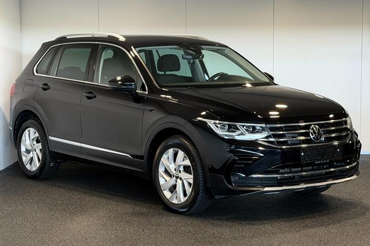 Sort VW Tiguan fra 2021