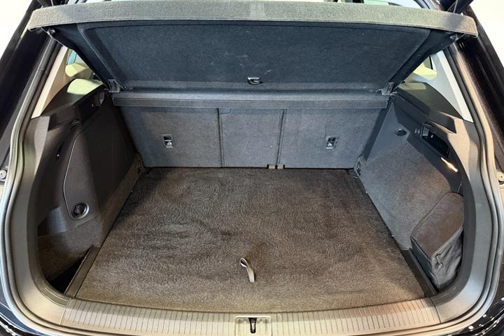 Sort VW Tiguan fra 2021