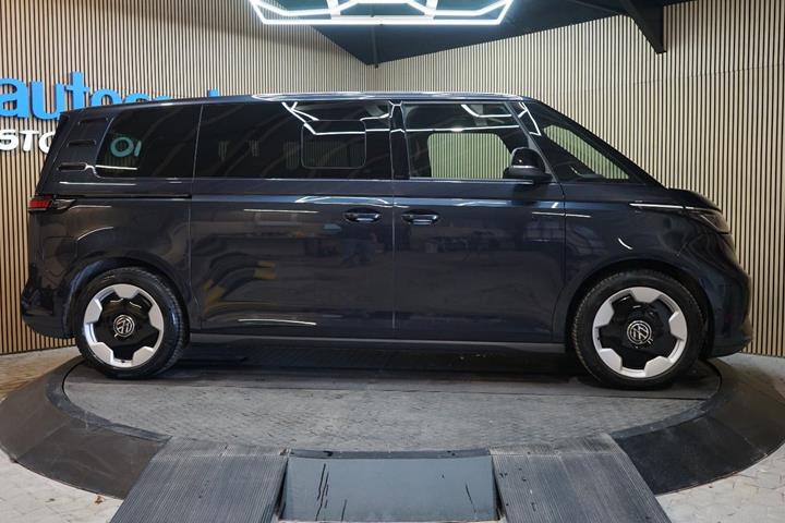 Blå VW ID.Buzz fra 2025