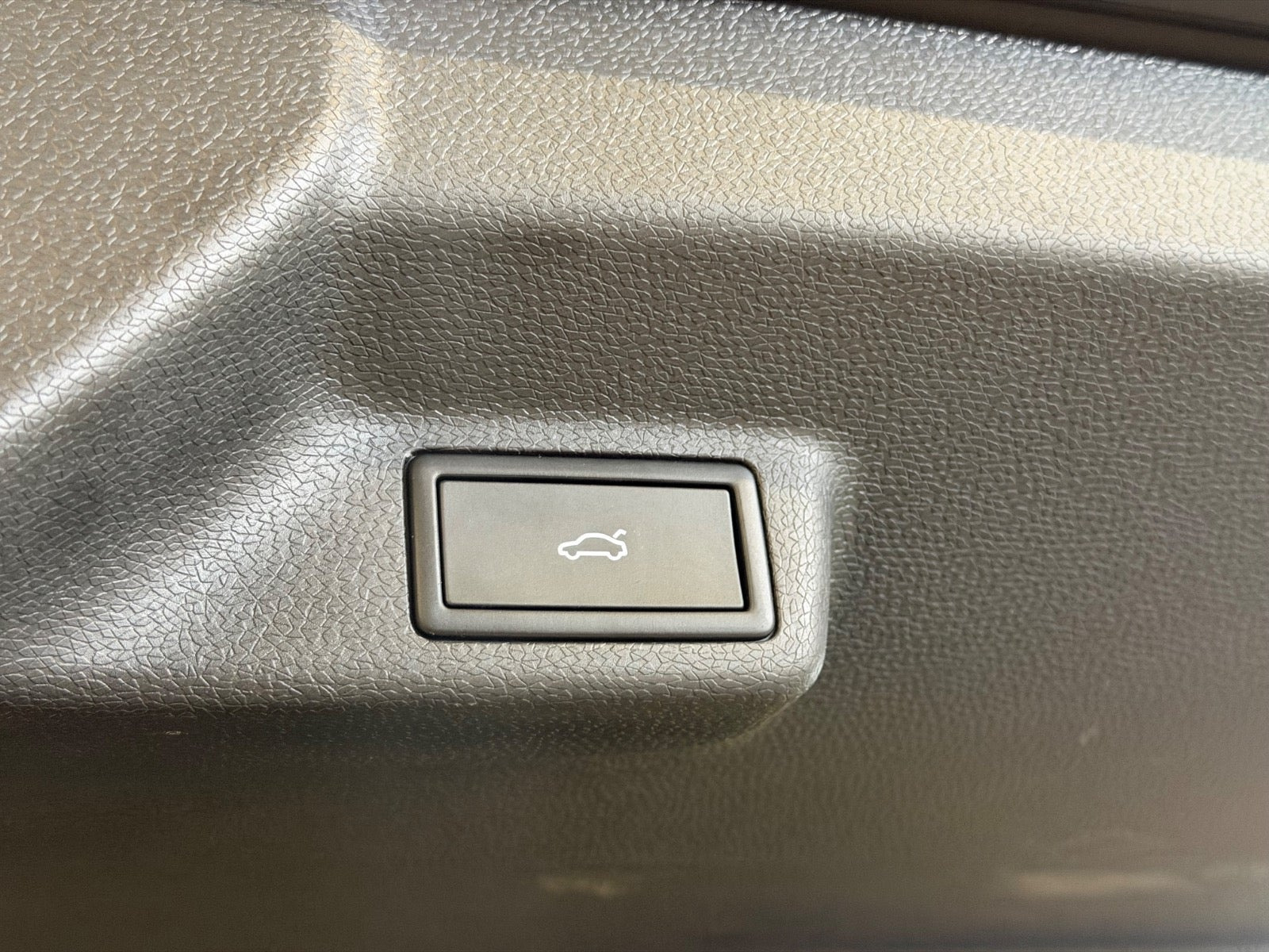 Blå VW ID.Buzz fra 2025