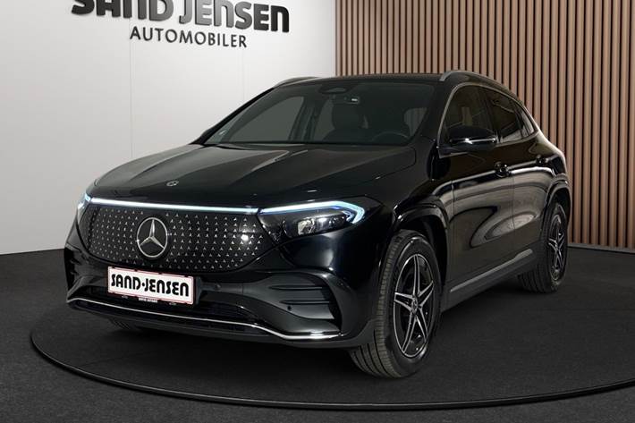 Sort Mercedes EQA350 fra 2024 set udefra