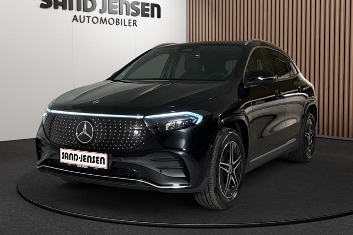 Sort Mercedes EQA350 fra 2024 set udefra